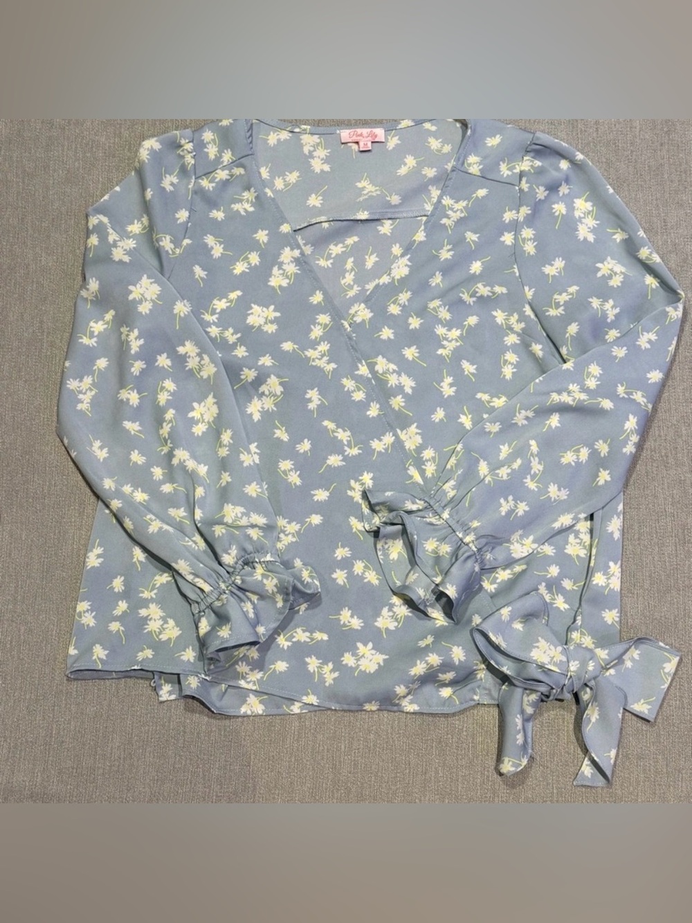 Pink Lily Light Blue Floral Top